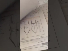 Cappuccio di nuoto del costume da bagno delle ragazze semplici dell'imbracatura di modo del costume da bagno del triangolo dei bambini di UPF50+